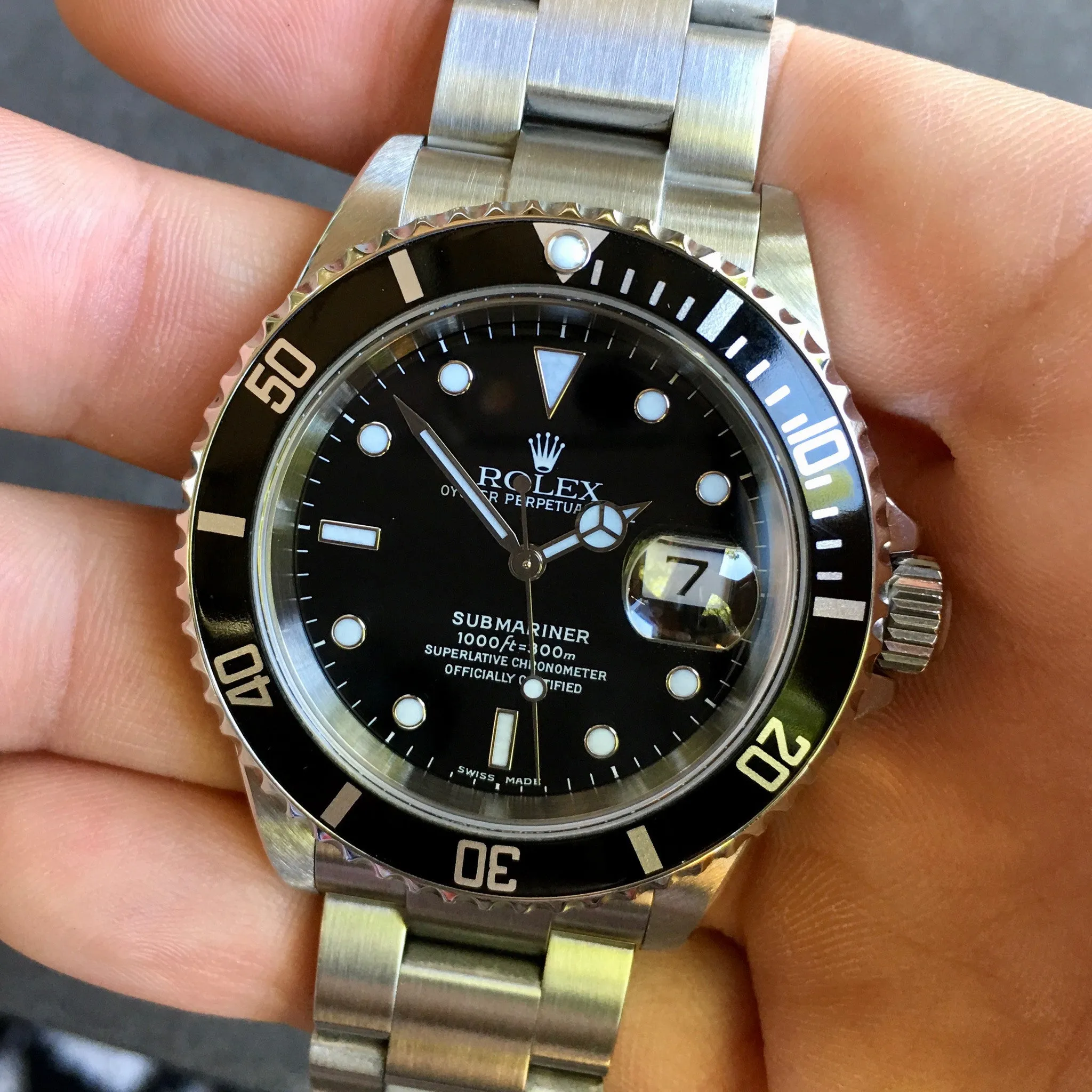 2004 Rolex Submariner 16610 Date Steel "F" Serial Wristwatch MINT FULL KIT