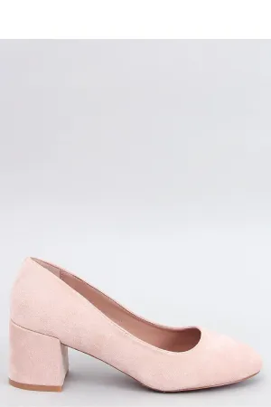 Block heel pumps