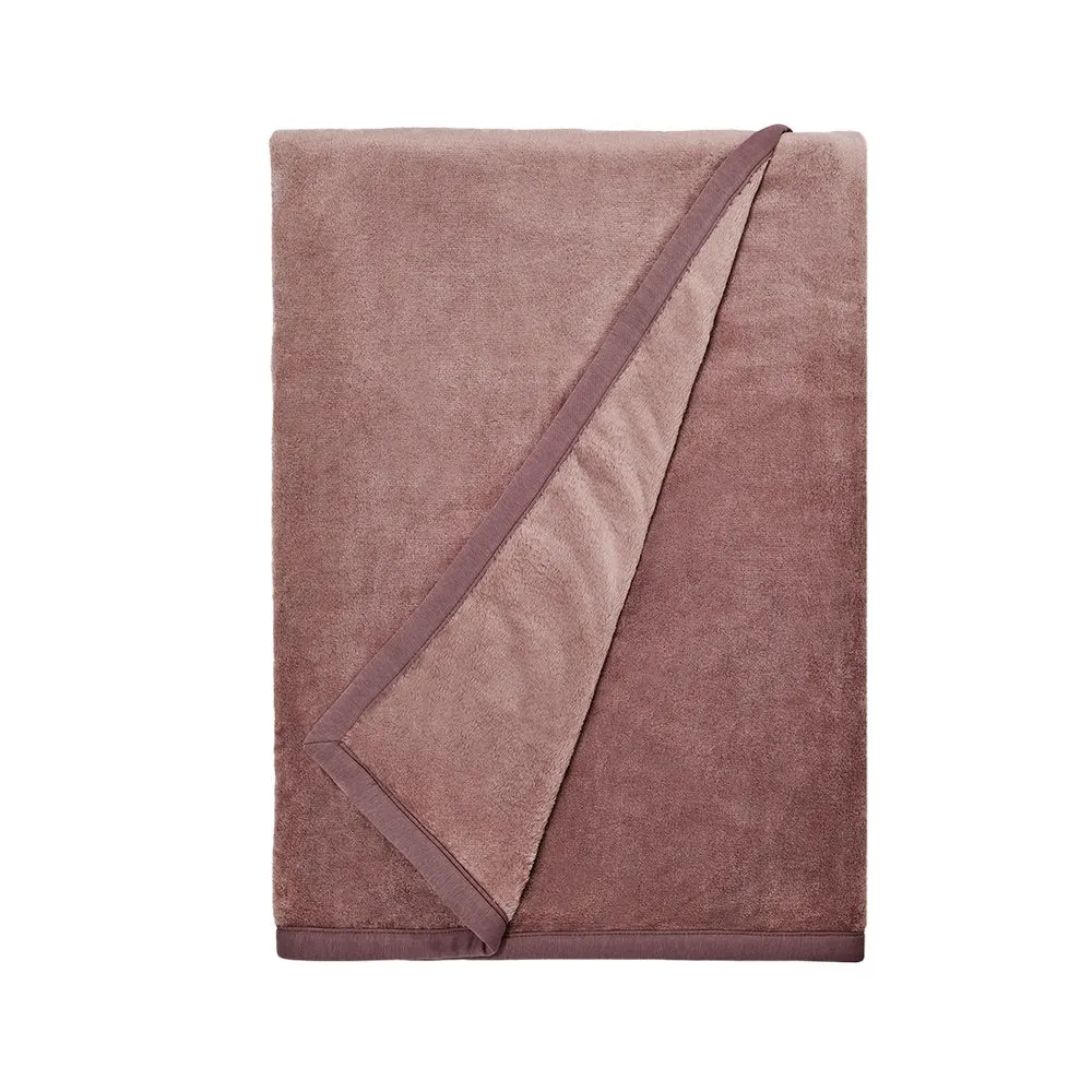 Duffield Throw II (Stormy Grey)