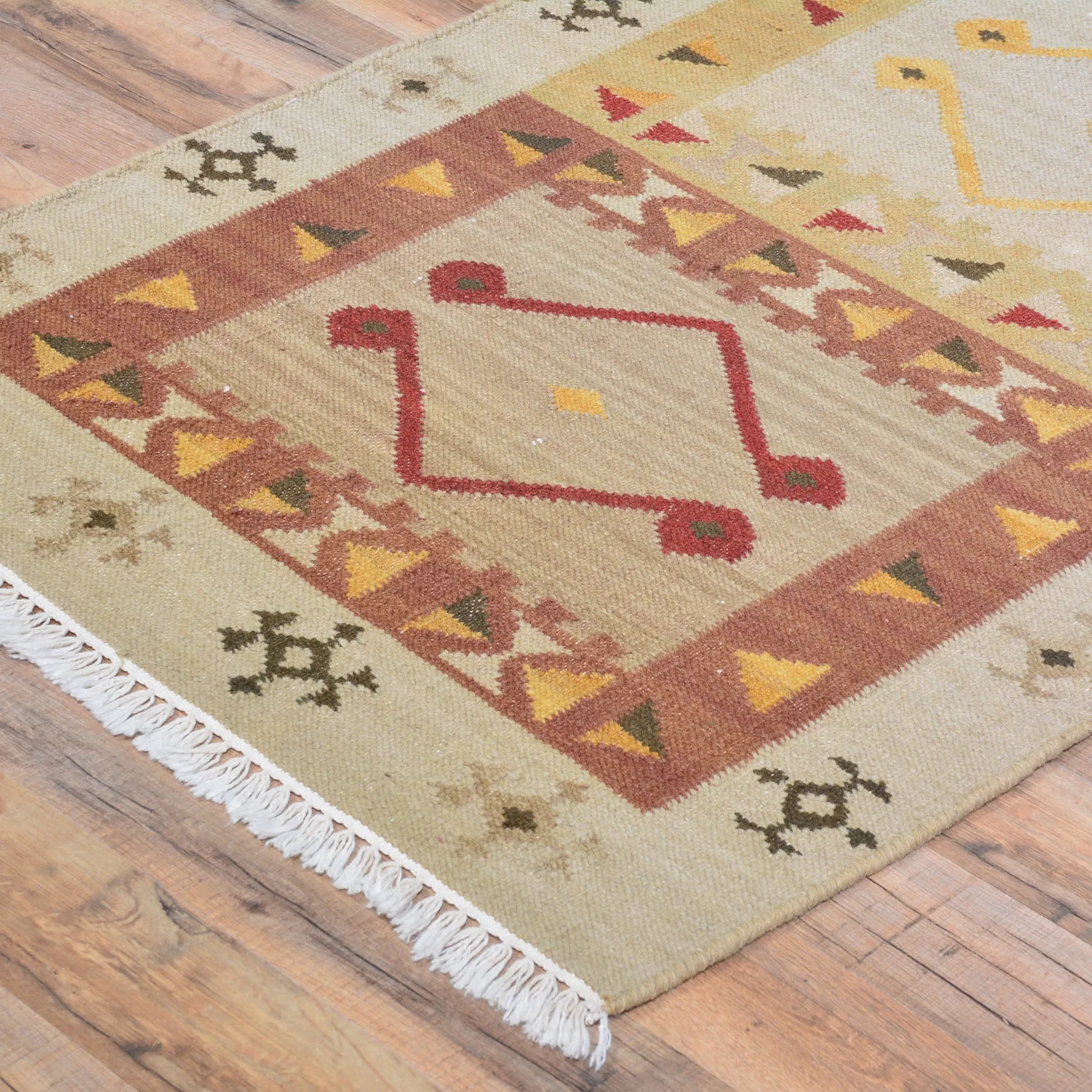 Hand-Woven Reversible Southwestern Design 100% Wool Rug (Size 2.7 X 11.8) Cwral-7545