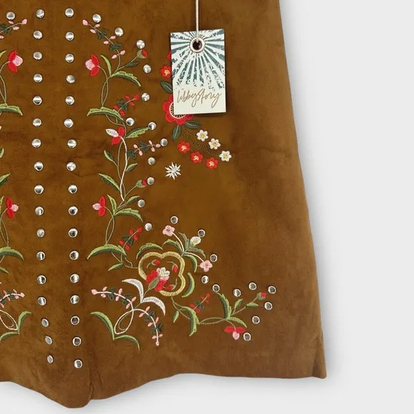 Libby Story‎ Skirt size M - NWT Embroidered Floral Faux Leather Studded Boho