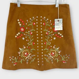Libby Story‎ Skirt size M - NWT Embroidered Floral Faux Leather Studded Boho