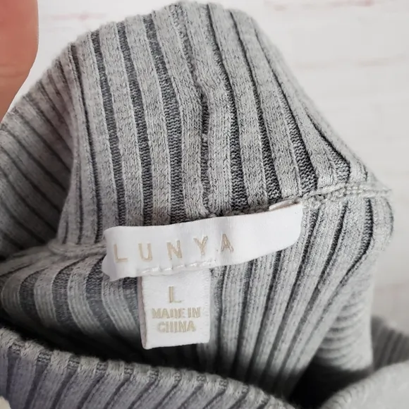 LUNYA Womens Shorts Size L Gray Pull On Cozy Cotton Silk Ribbed Bike Lounge $118