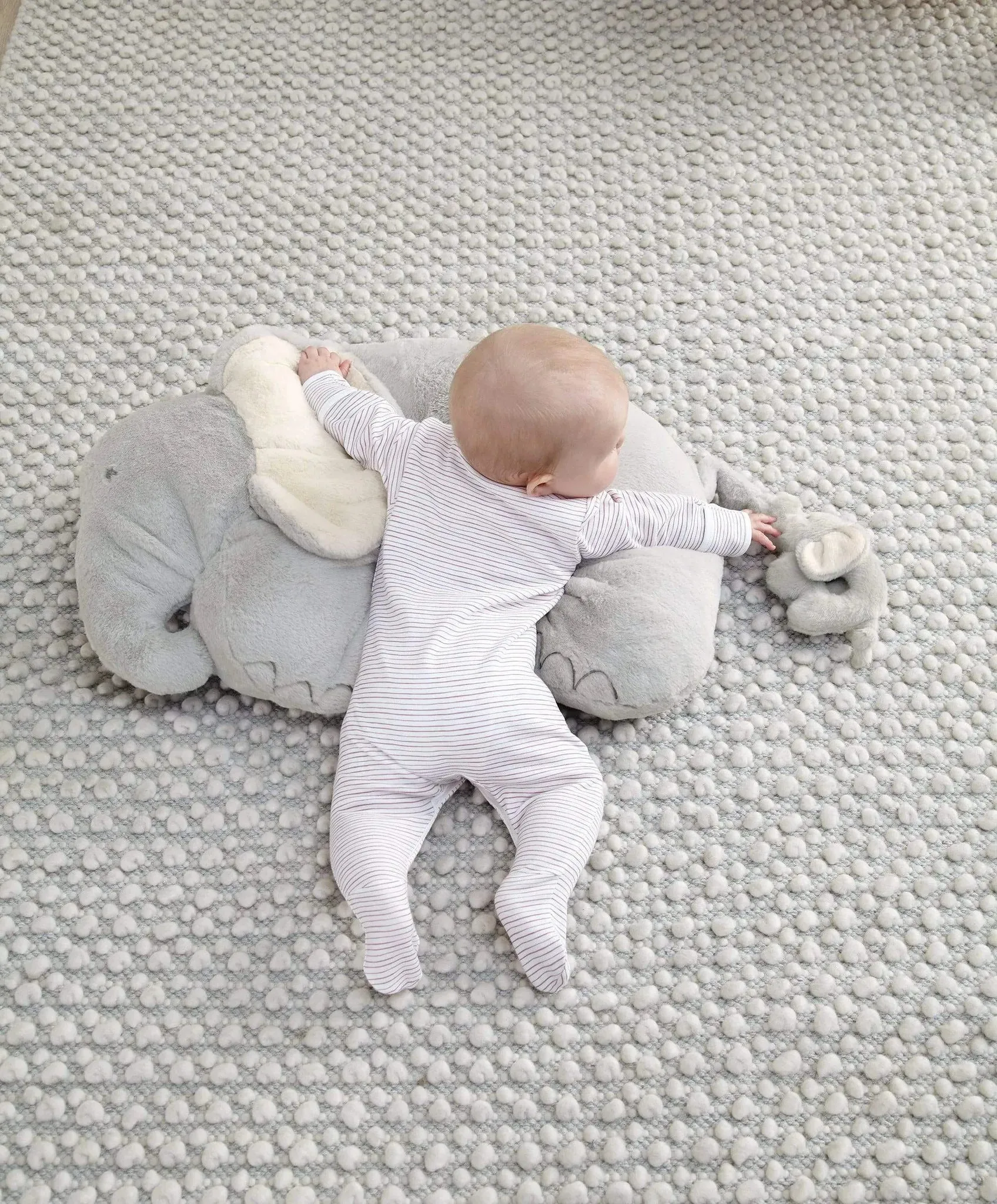 Mamas & Papas Snuggle Elephant