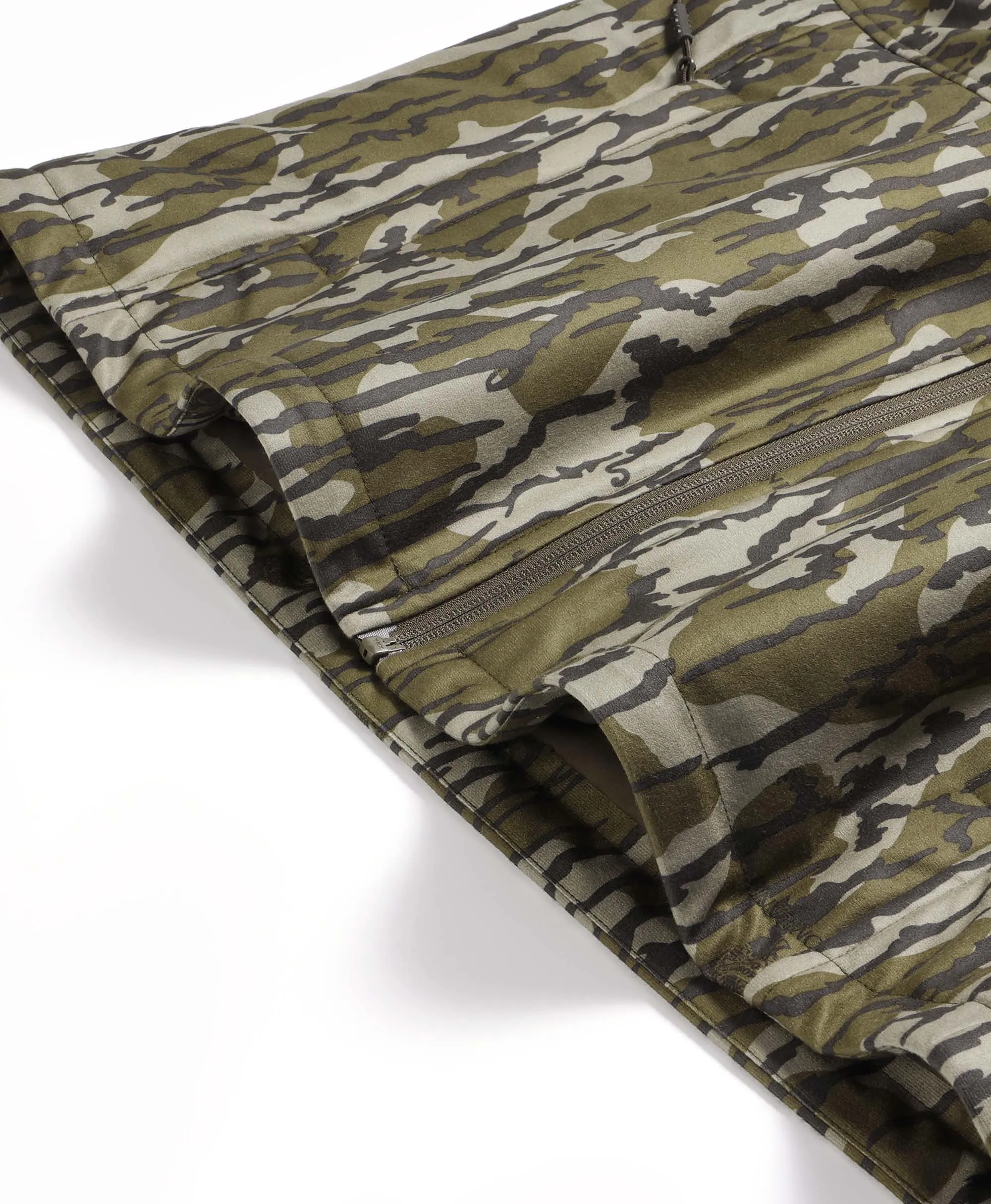 Men's Heated Hunting Vest - Camouflage, Mossy Oak® Bottomland