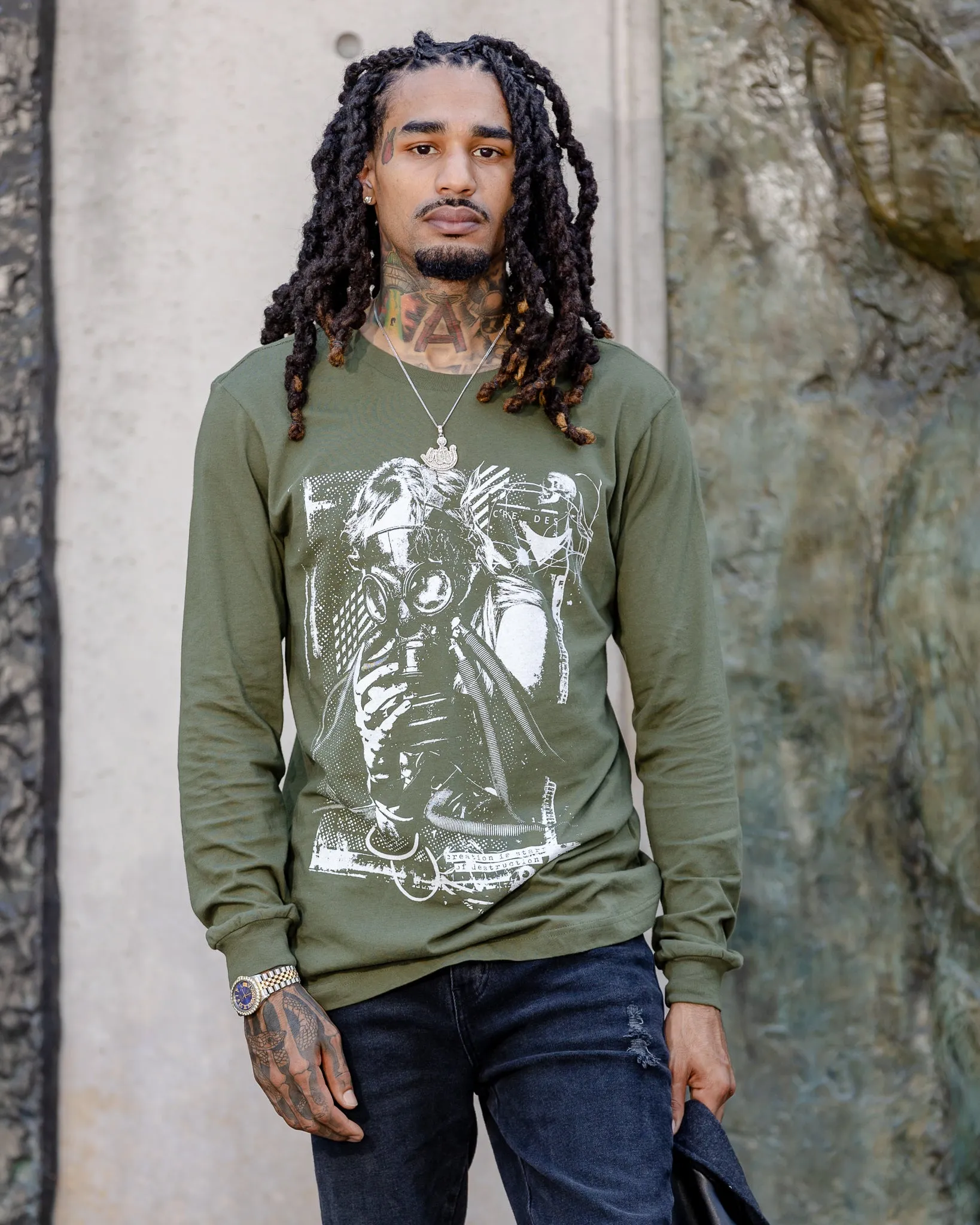 Roddy (Olive T-Shirt)