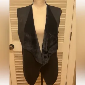 Royal Standard Fur and Suede Vest in Black, Size Small/Medium, NWT