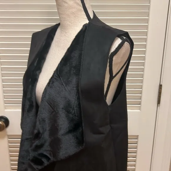 Royal Standard Fur and Suede Vest in Black, Size Small/Medium, NWT