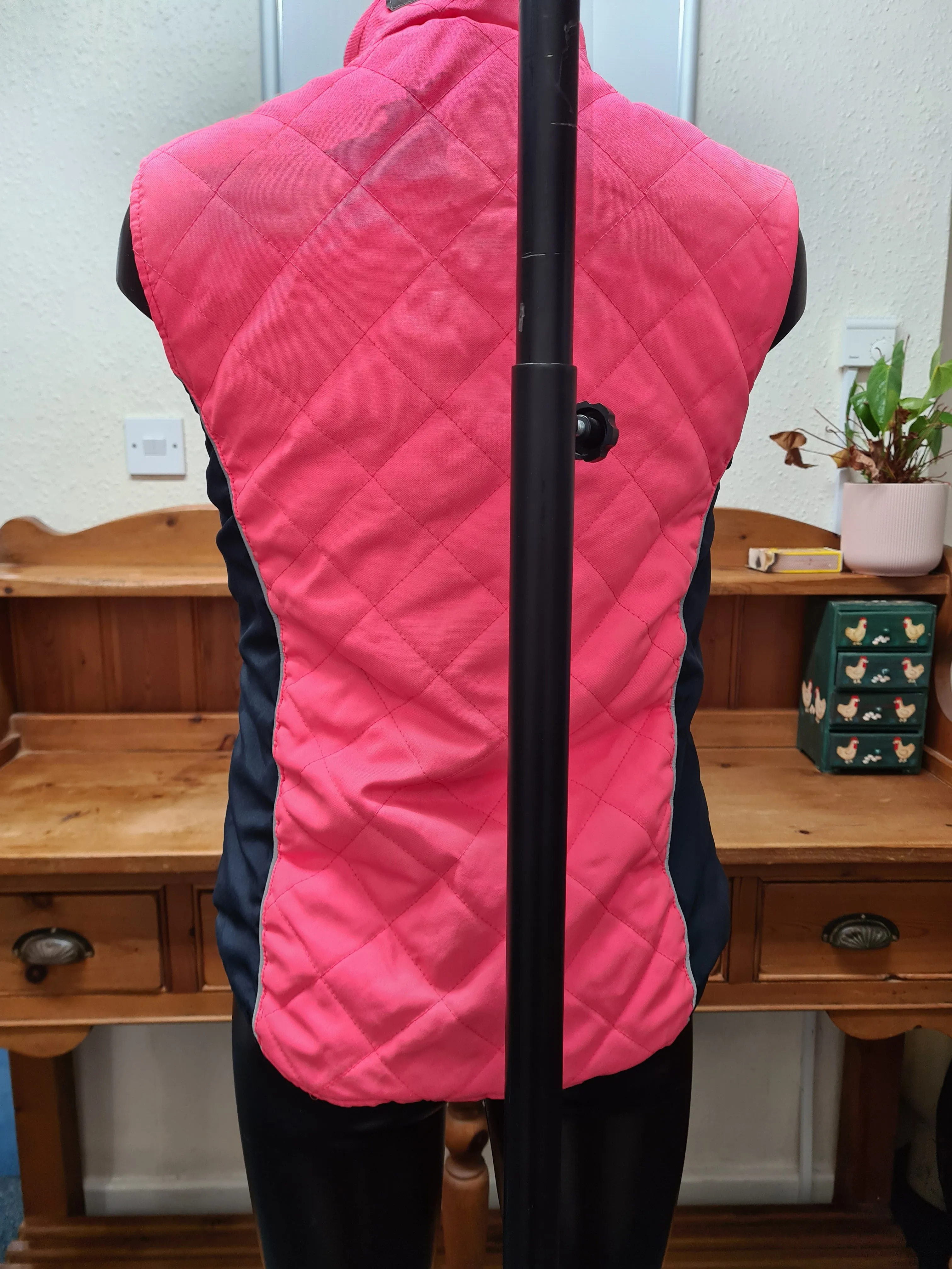 Size 8 hi vis reversible gilet  FREE POSTAGE  🟢