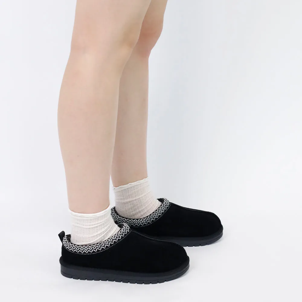 Suede Braided Fluffy Slipper