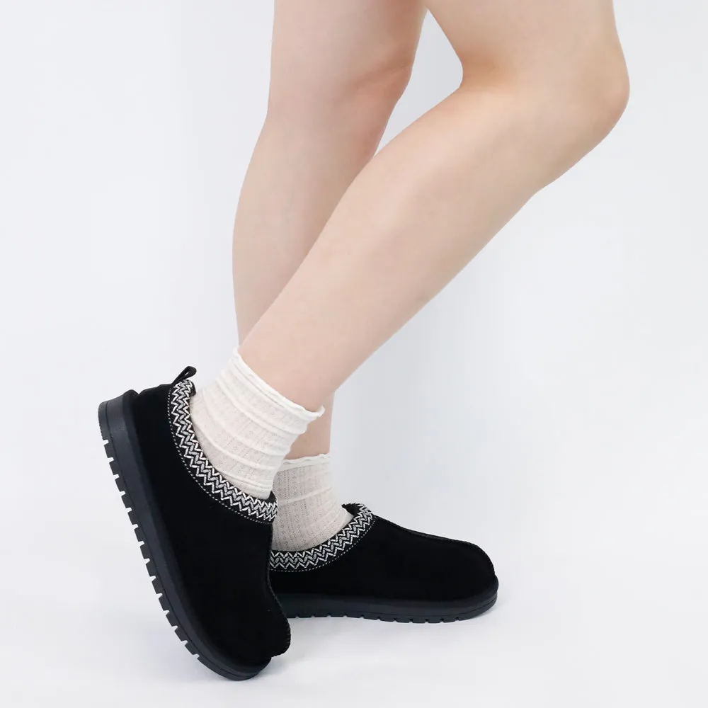 Suede Braided Fluffy Slipper