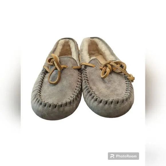 Ugg Dakota slippers size 13/1 in excellent condition
