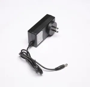 Underwater Kinetics Charger for C4 eLED L2